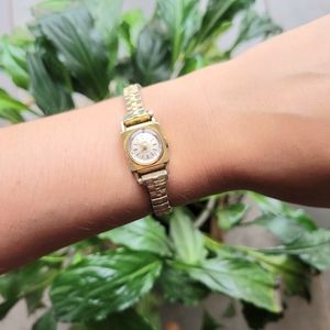 Vintage Edox Swiss Incabloc Dainty Gold Watch